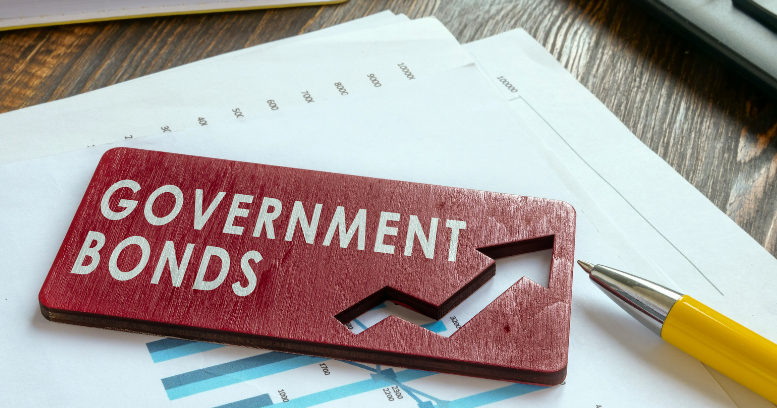 how to invest in government bonds
