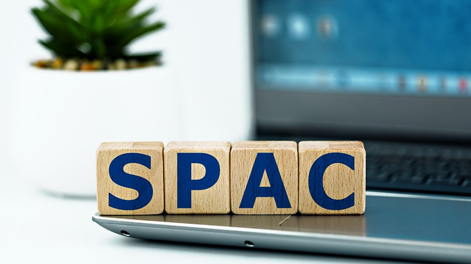 how to invest in spacs